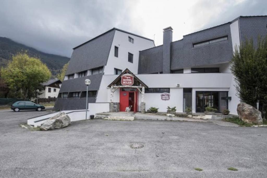 Le Repere Du Cerf T2 Residence Royal Milan St Lary Soulan 생라리술랑 외부 사진
